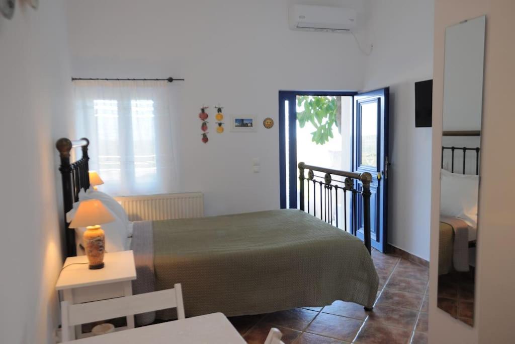 Tsipouras House Villa Kythira Town Bagian luar foto