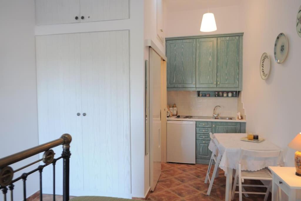 Tsipouras House Villa Kythira Town Bagian luar foto